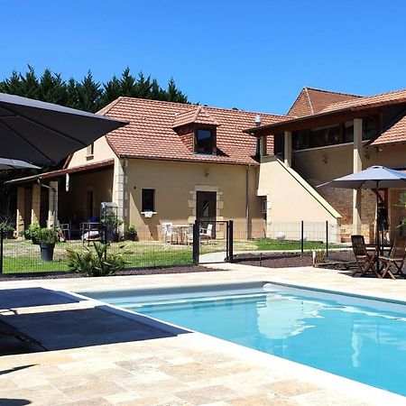 Le 4 Bed and Breakfast Montignac-Lascaux Exteriör bild