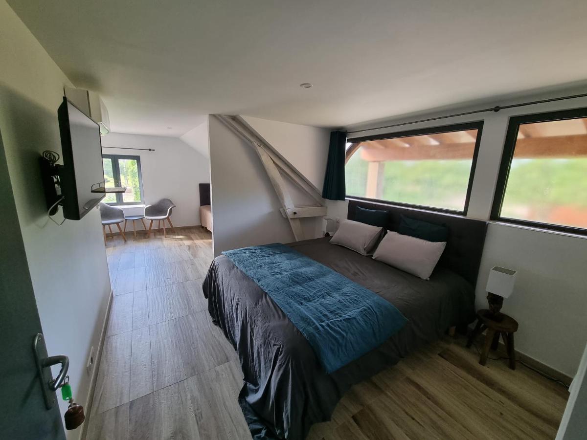 Le 4 Bed and Breakfast Montignac-Lascaux Exteriör bild