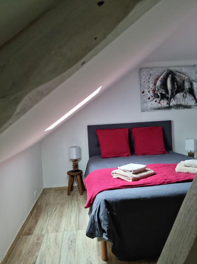 Le 4 Bed and Breakfast Montignac-Lascaux Exteriör bild