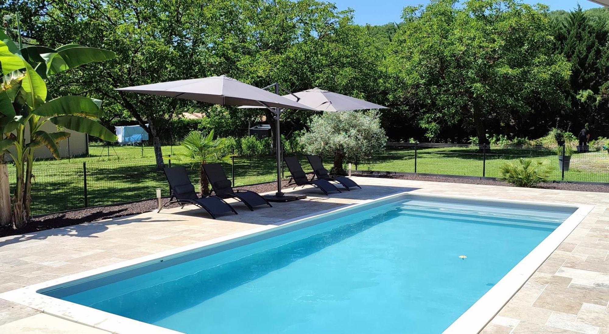 Le 4 Bed and Breakfast Montignac-Lascaux Exteriör bild